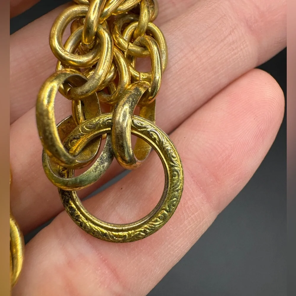 LOT 1556 24K gold plated CHANEL vintage bracelet